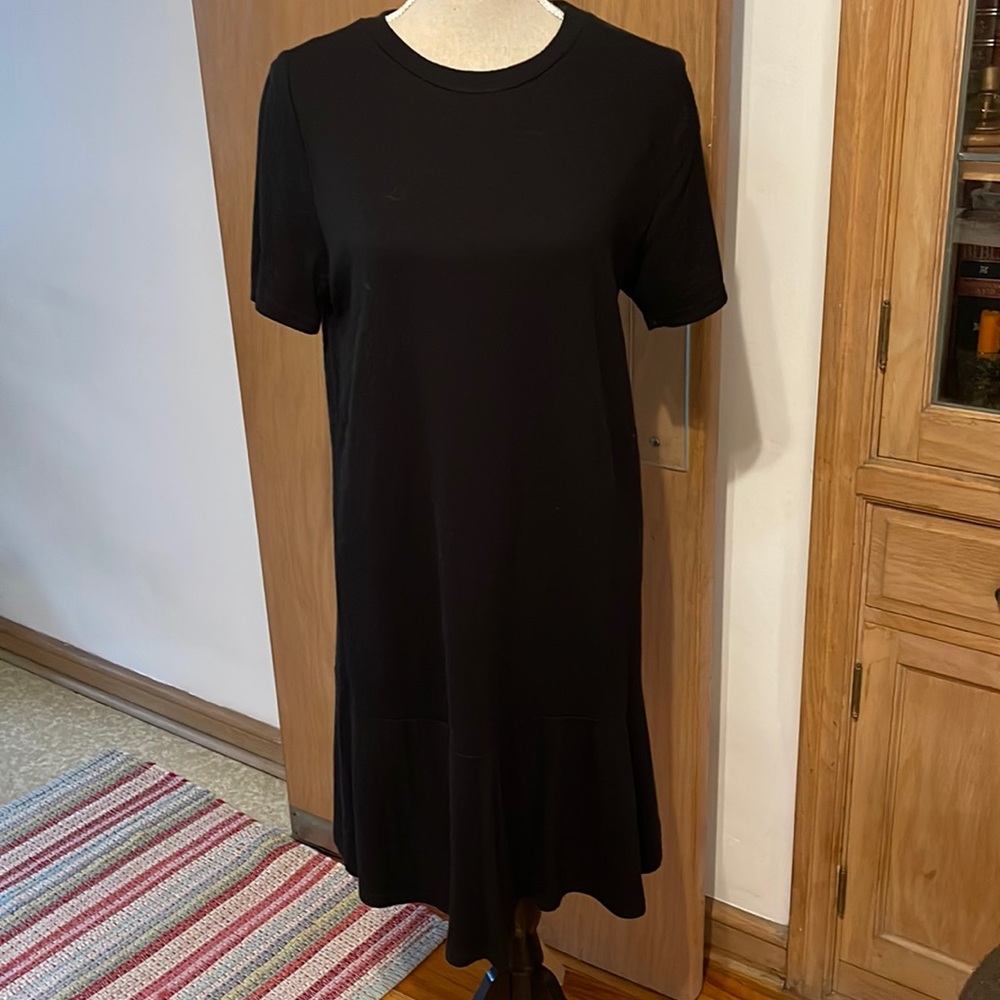 Super soft Scoop Neck Ruffle Bottom Dress